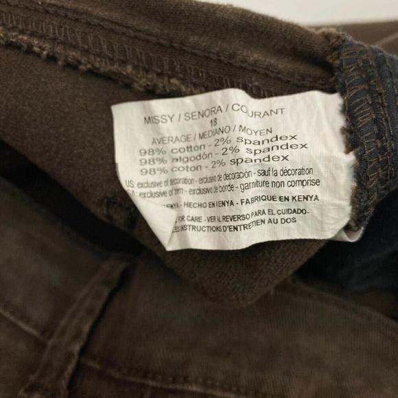 Gloria Vanderbilt Amanda Straight Leg Women's size 18 Brown Denim Jeans - Picture 4 of 4